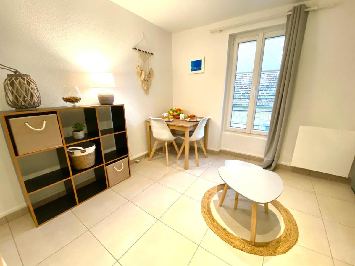 Albireo, Appt Cosy En Front De Mer Luc-sur-Mer Exterior photo